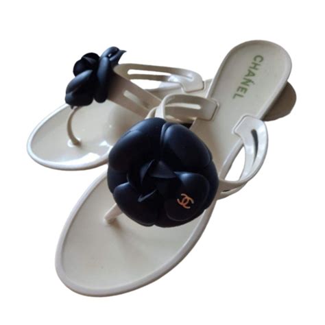 chanel jelly sandals flip flops with flower|Chanel camellia flip flops.